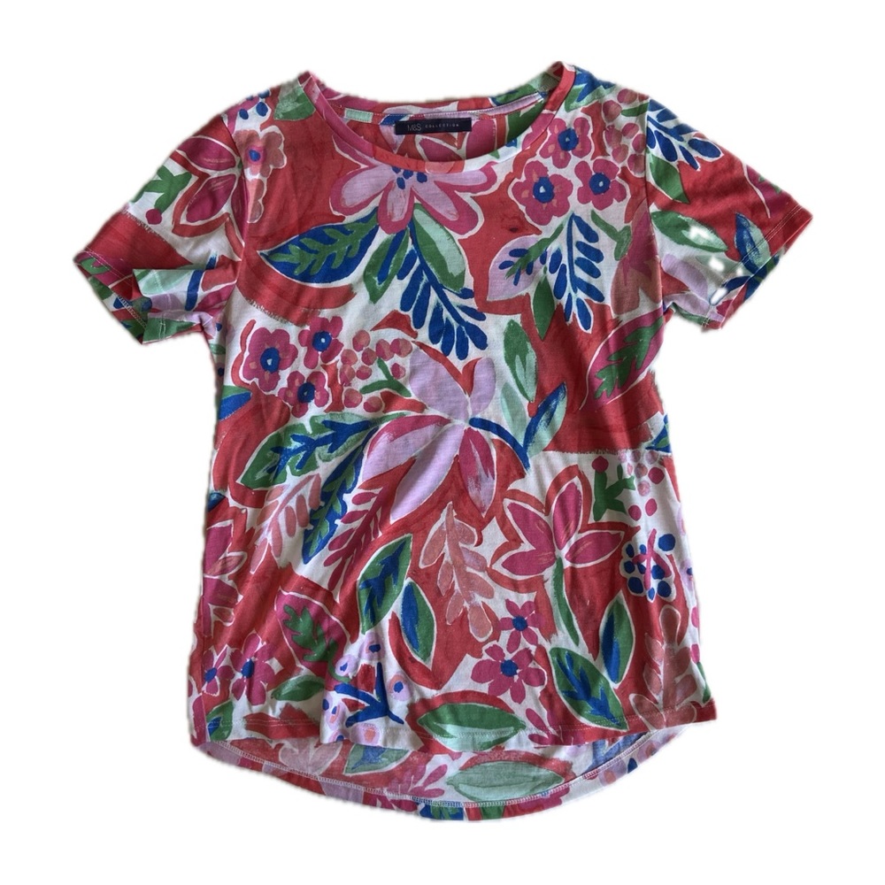 M&S tshirt size S
